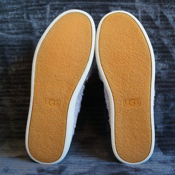 UGG LUCI SLIP ON SNEAKERS SLIPPERS 10 - Picture 6 of 7
